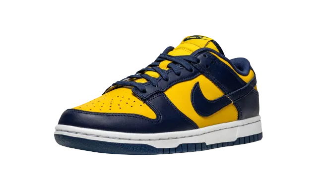 Quick Transition Nike Dunk Low "Michigan"