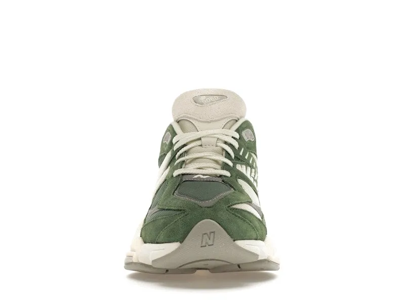 Satin Glow Fitness Vibe New Balance 9060 Nori