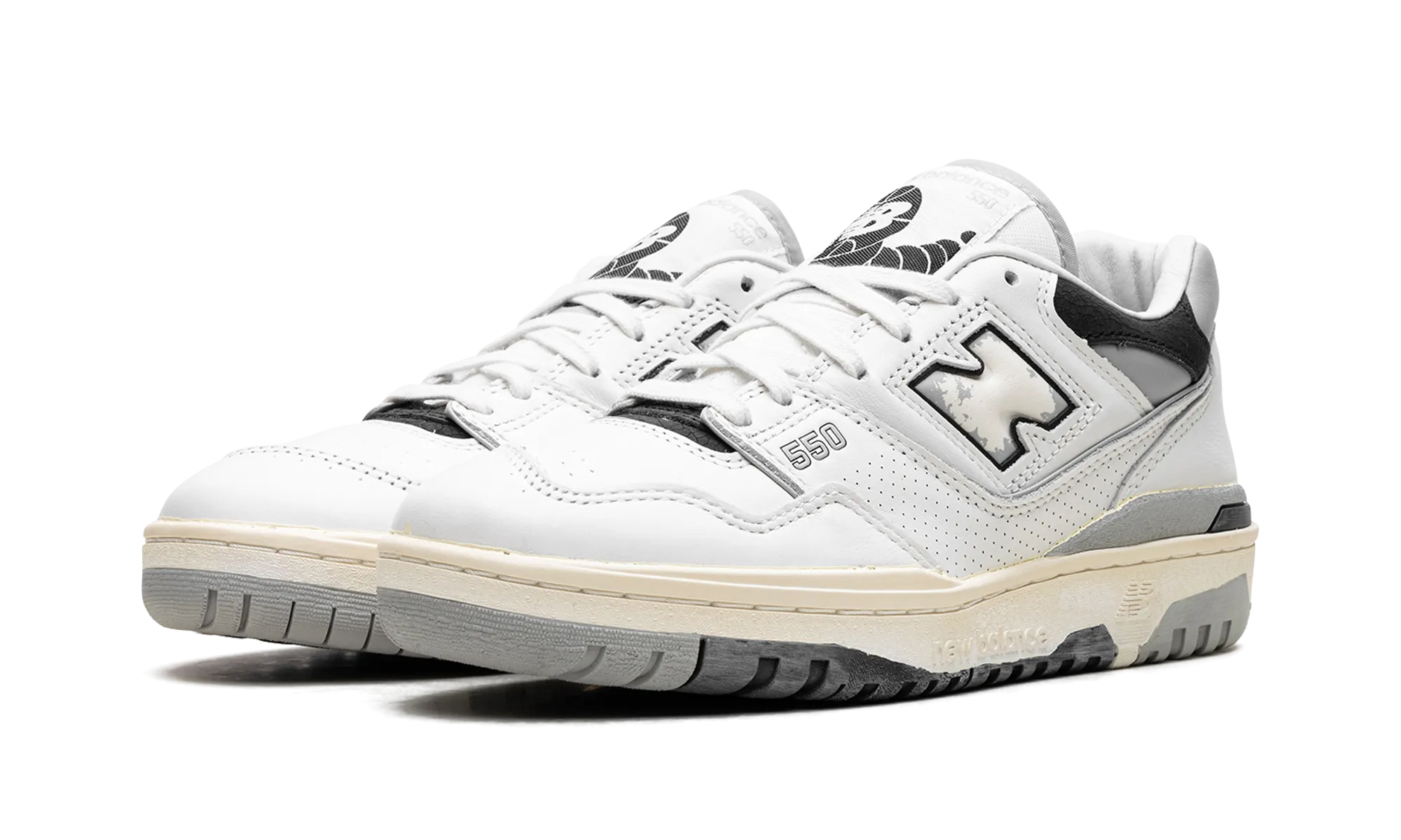 Hiking Friendly 550 "VINTAGE WHITE BLACK"