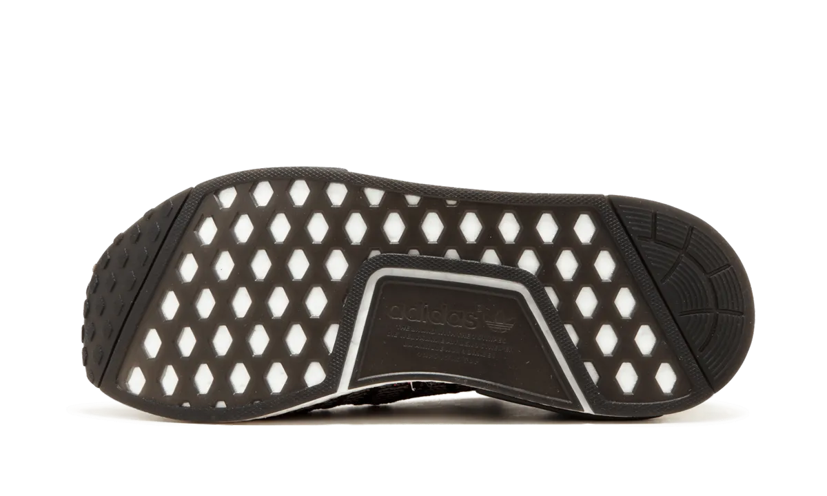 NMD_R1 STLT PK "Core Black" Clogs