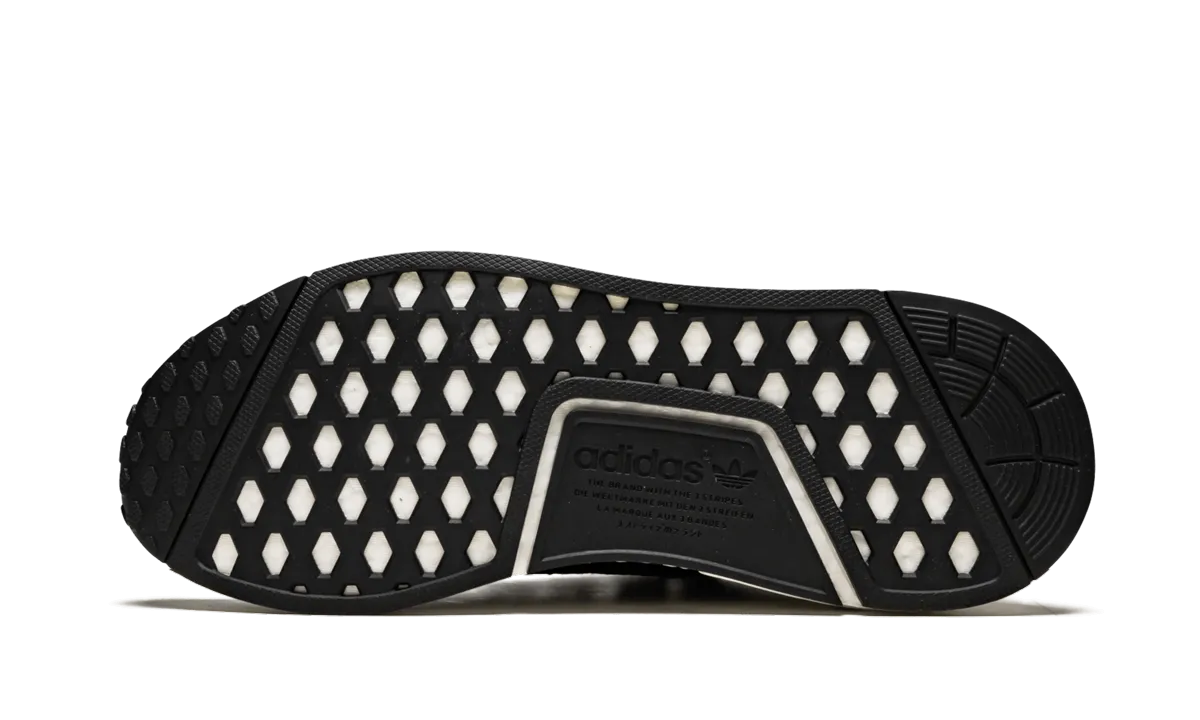 NMD_R1 "Invincible x Neighborhood" Leisure Fit Flexible Motion