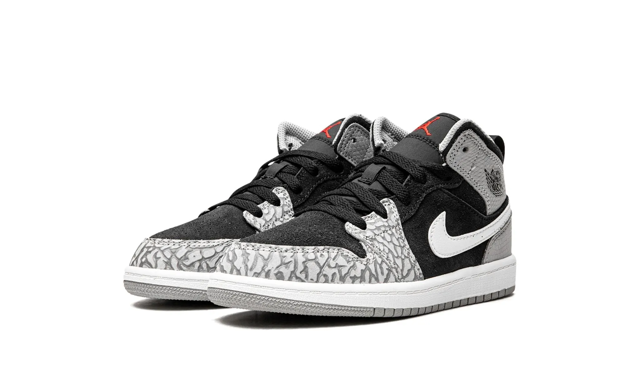 Air Jordan 1 Mid Elephant Toe Turn Step Every Foot
