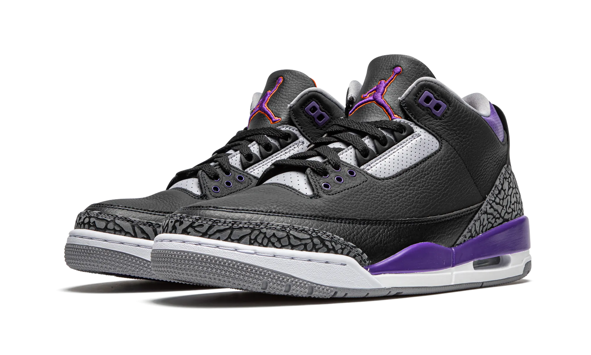 Foot Hug casual outing Air Jordan 3 Retro "Court Purple"