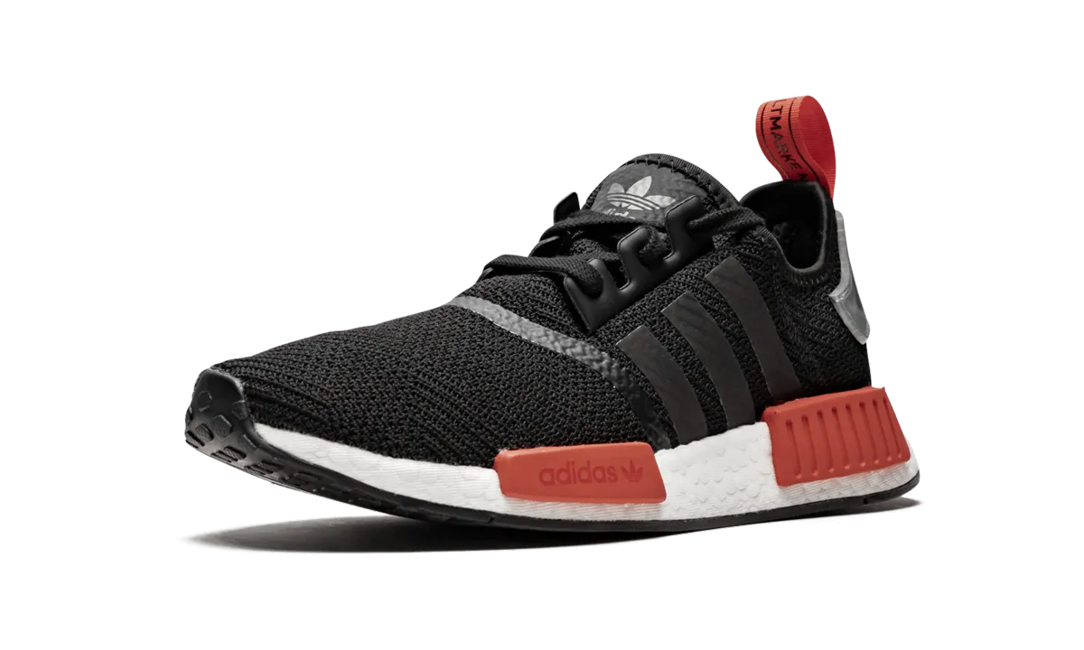 Tunnel Step Lifestyle Design NMD_R1