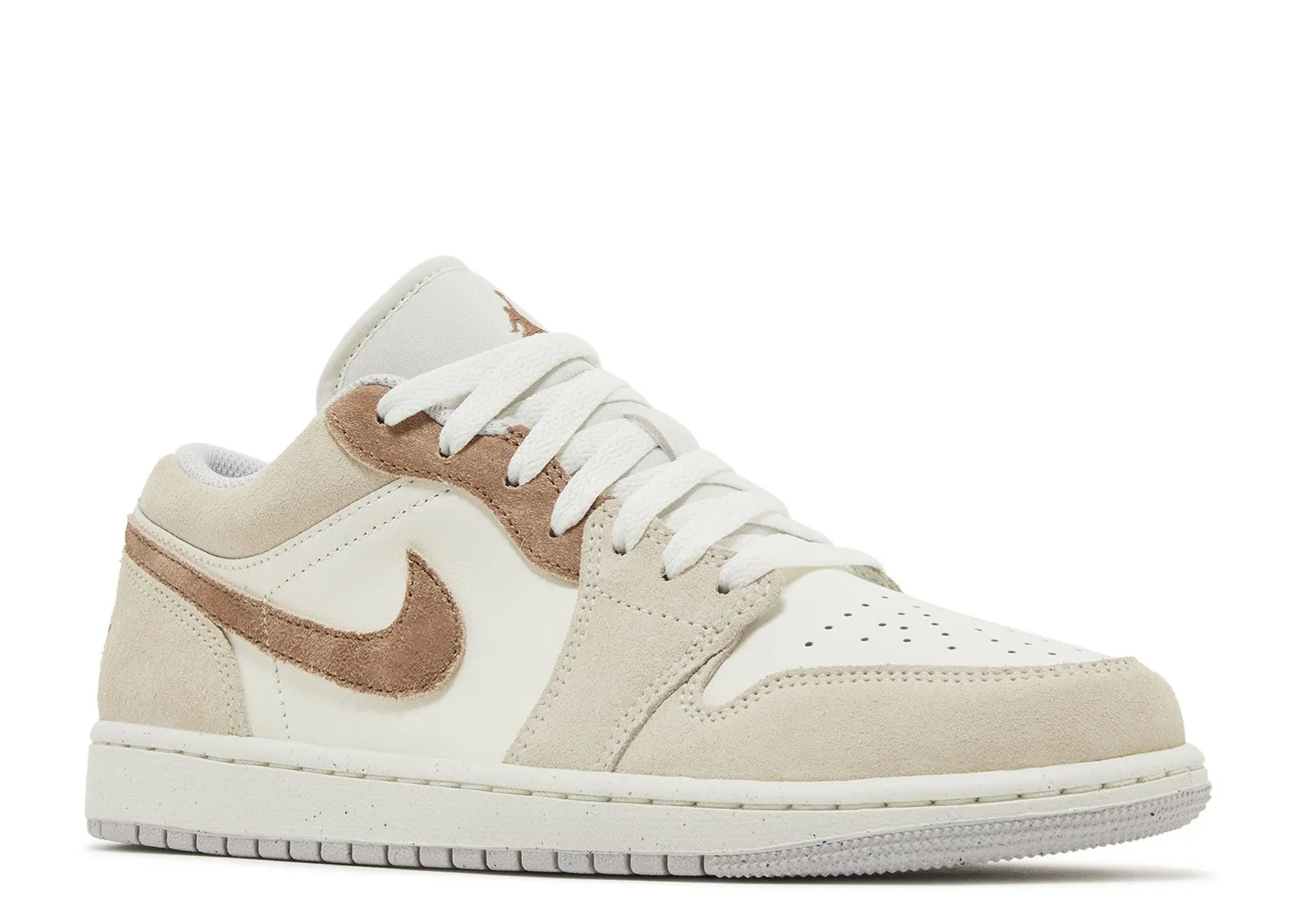 Air Jordan 1 Low SE Legend Light Brown Dawn Pace
