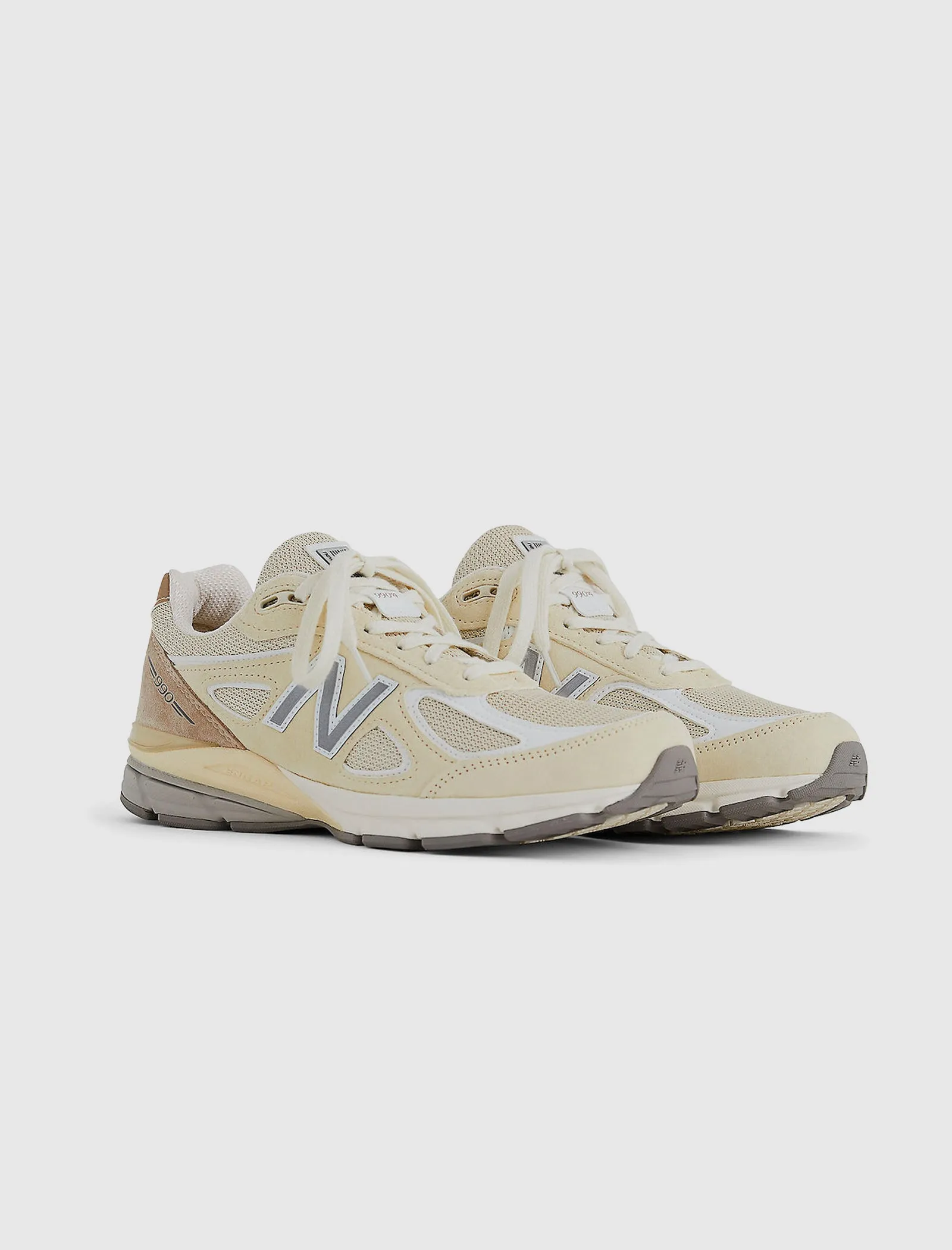 990 V4 MADE IN USA "CREAM" Comfort Step