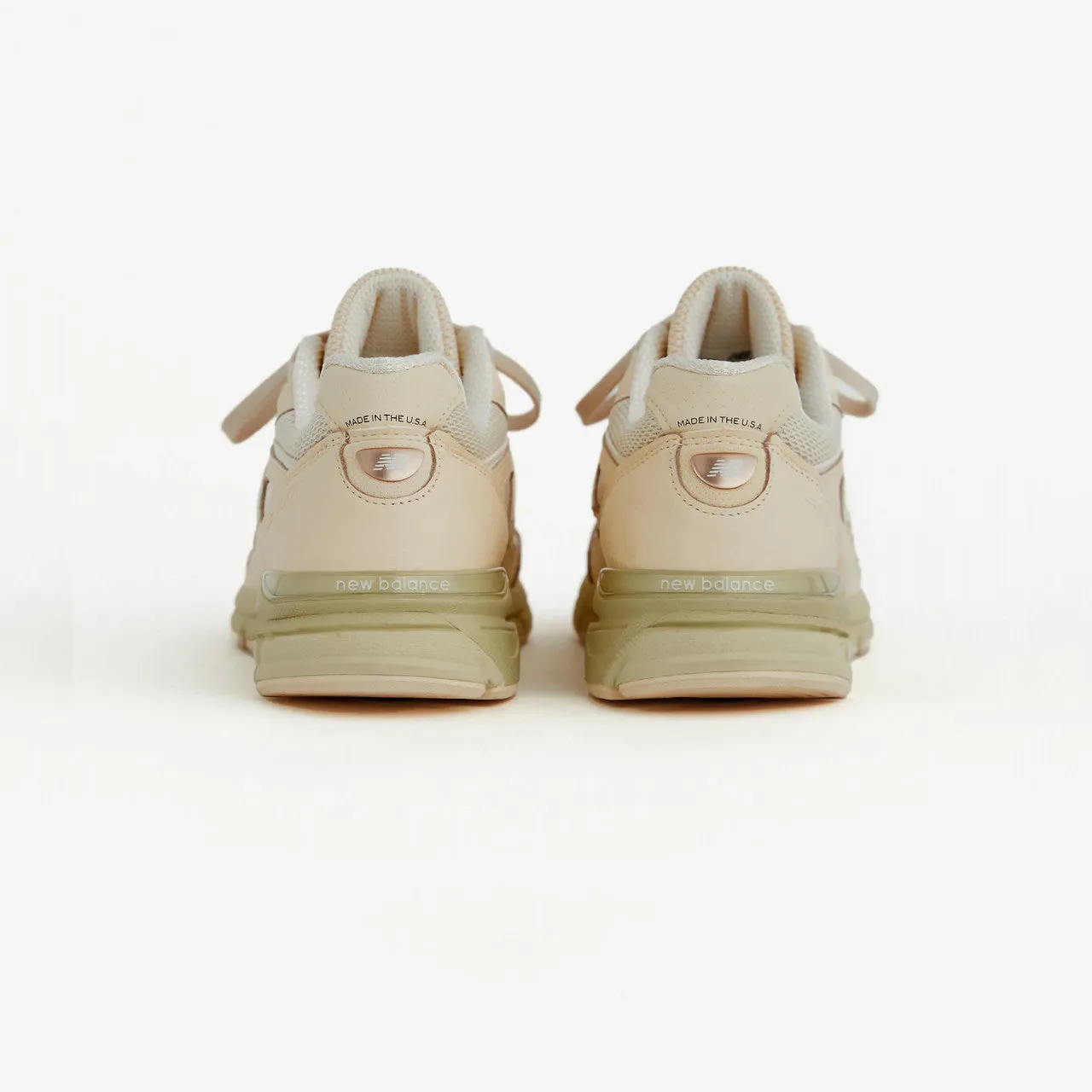 990v4 Soft Interior Canvas