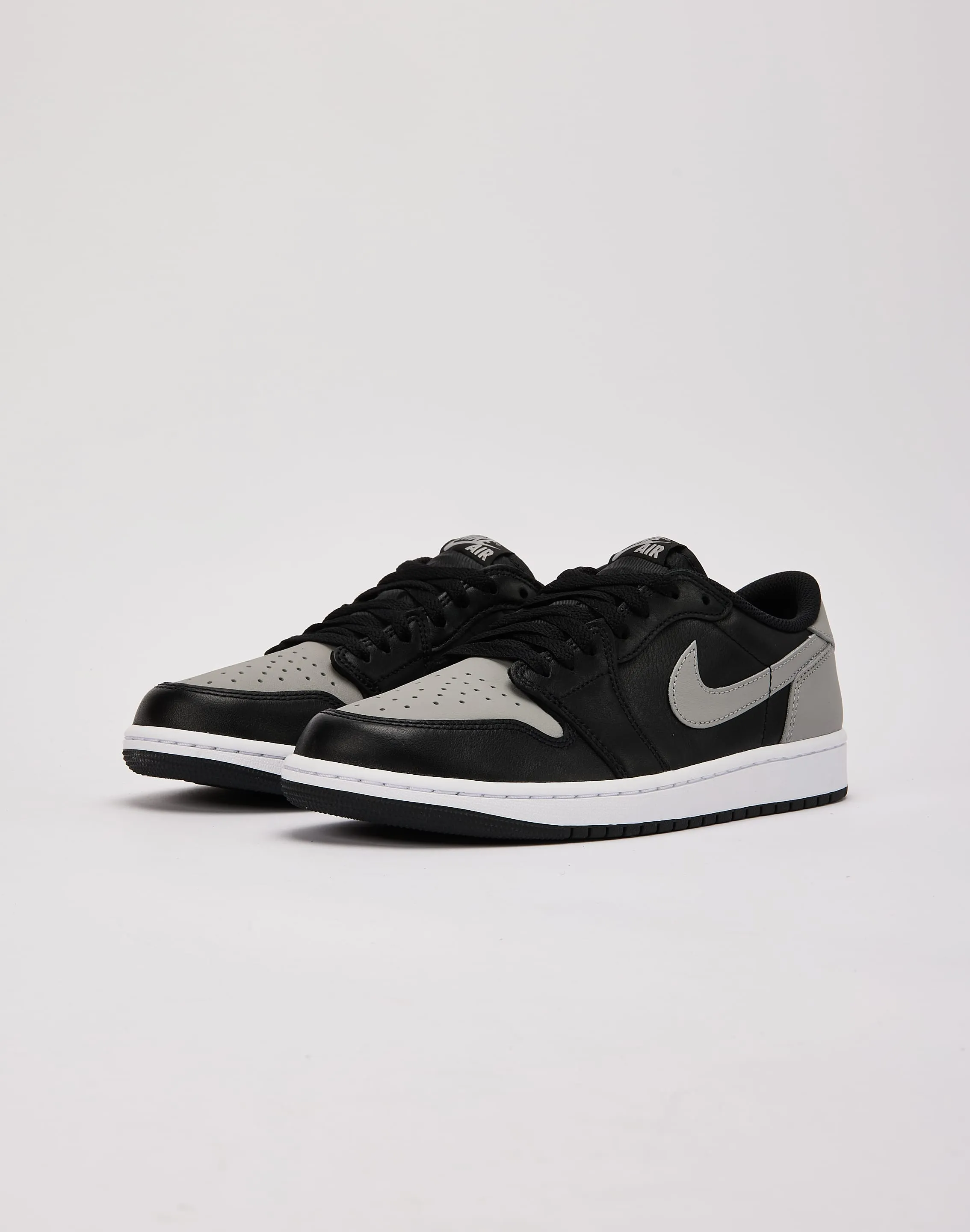 Beauty Walk Velvet Rich Jordan Air Jordan 1 Retro Low OG 'Shadow'