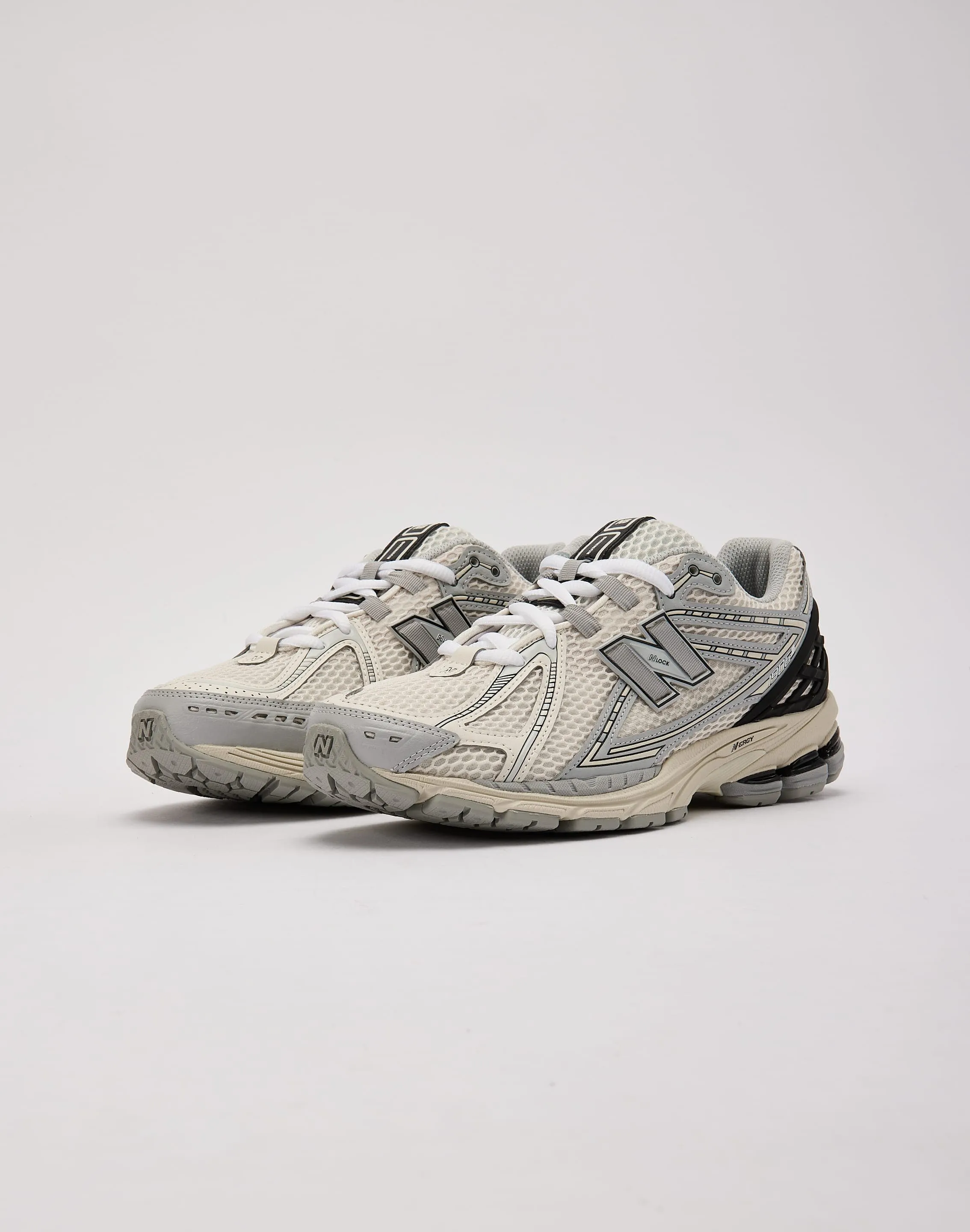 Light Ride Versatile Step New Balance 1906R