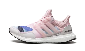 Cool Step ULTRABOOST S&L DNA WMNS "Women in Power"