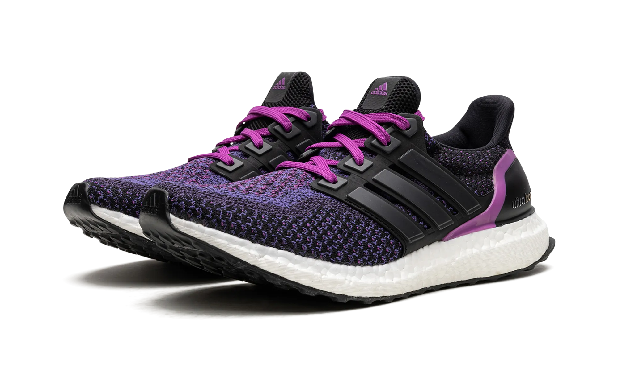Low Step Bus stop ULTRABOOST WMNS