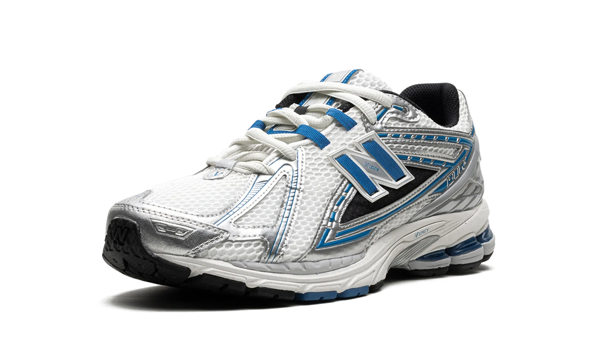 1906R "SILVER METALLIC" Move Free Soft Sole Shoes