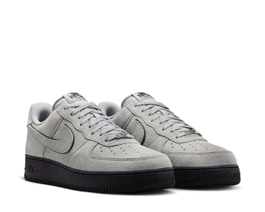 Training Ease Nike Air Force 1 '07 LV8 "Smokey Grey"