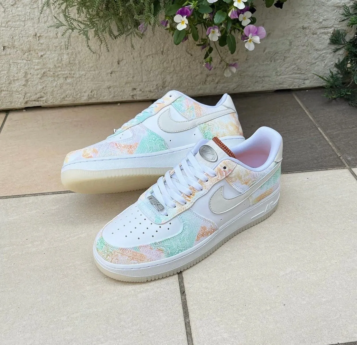 Comfort experience NIKE AIR FORCE PASTEL MULTICOLOR