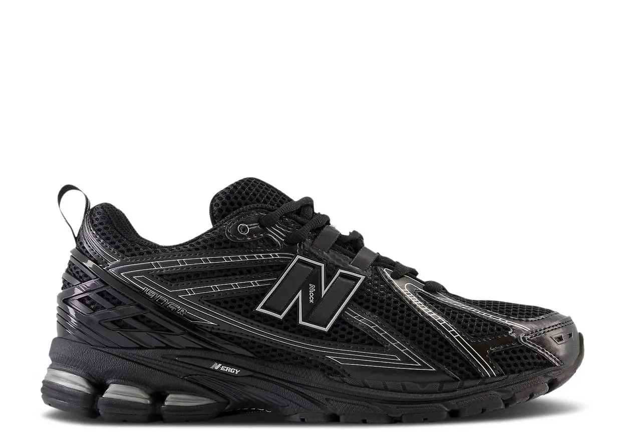 Rain Step Travel Vibe New Balance 1906R Black Grey
