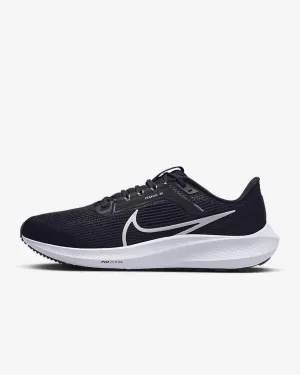Wide Nike Men's Pegasus 40 (SALE)