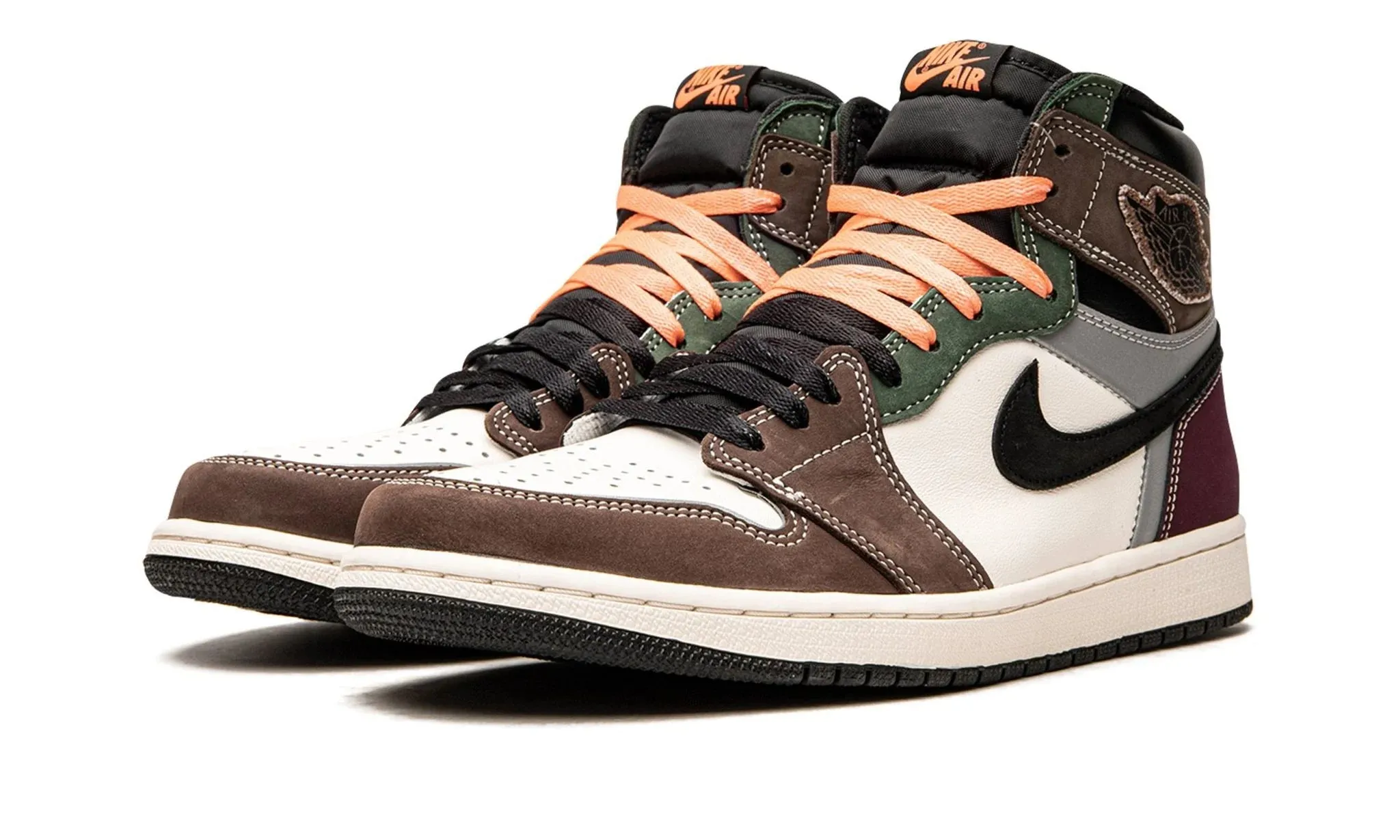 Air Jordan 1 High OG Hand Crafted Effortless Look Light material