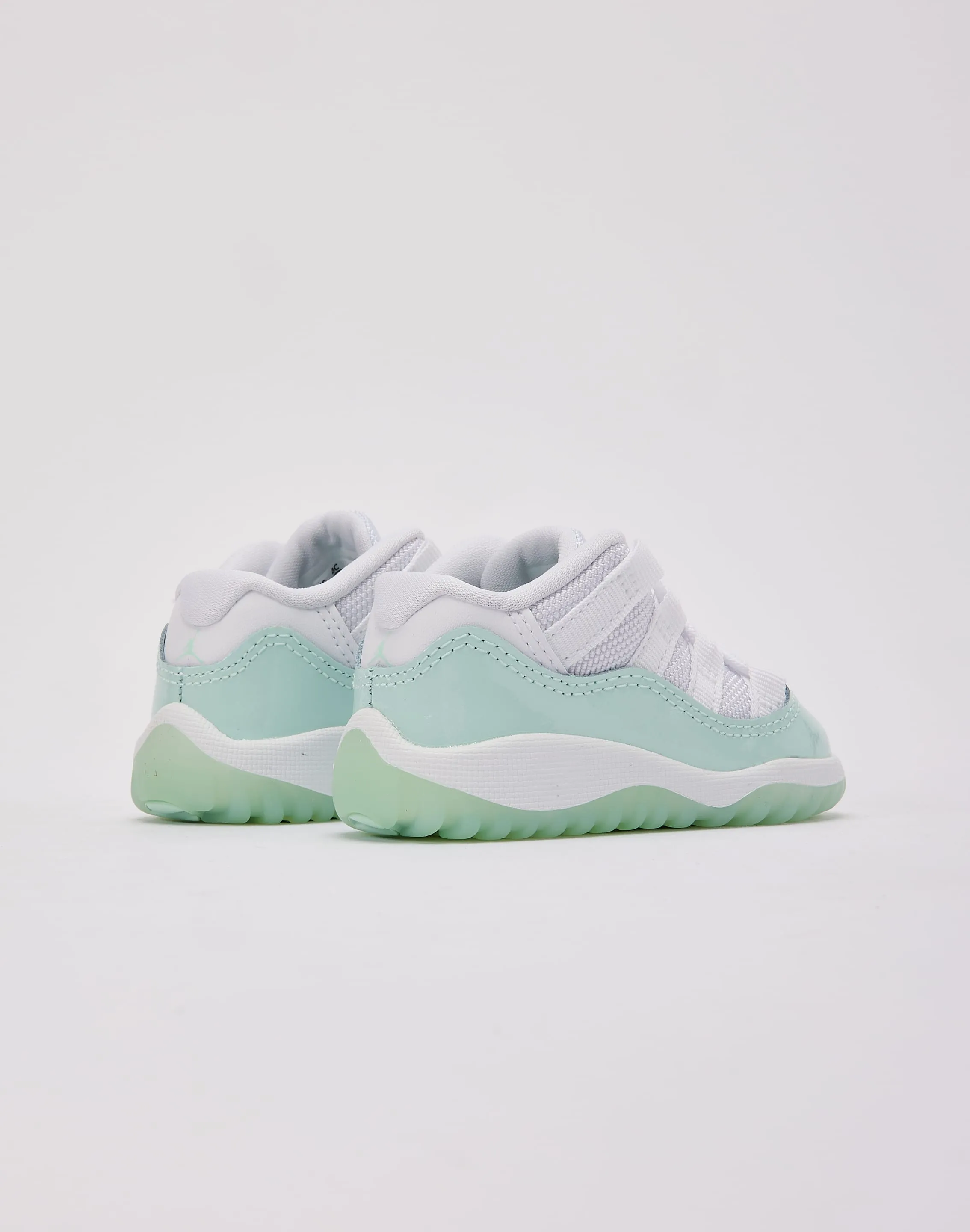Digital Run Breathable Lining Jordan Air Jordan 11 Retro Low 'Igloo' Toddler