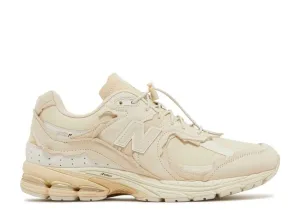 New Balance 2002R Protection Pack Sandstone Balance Step Fit Freedom