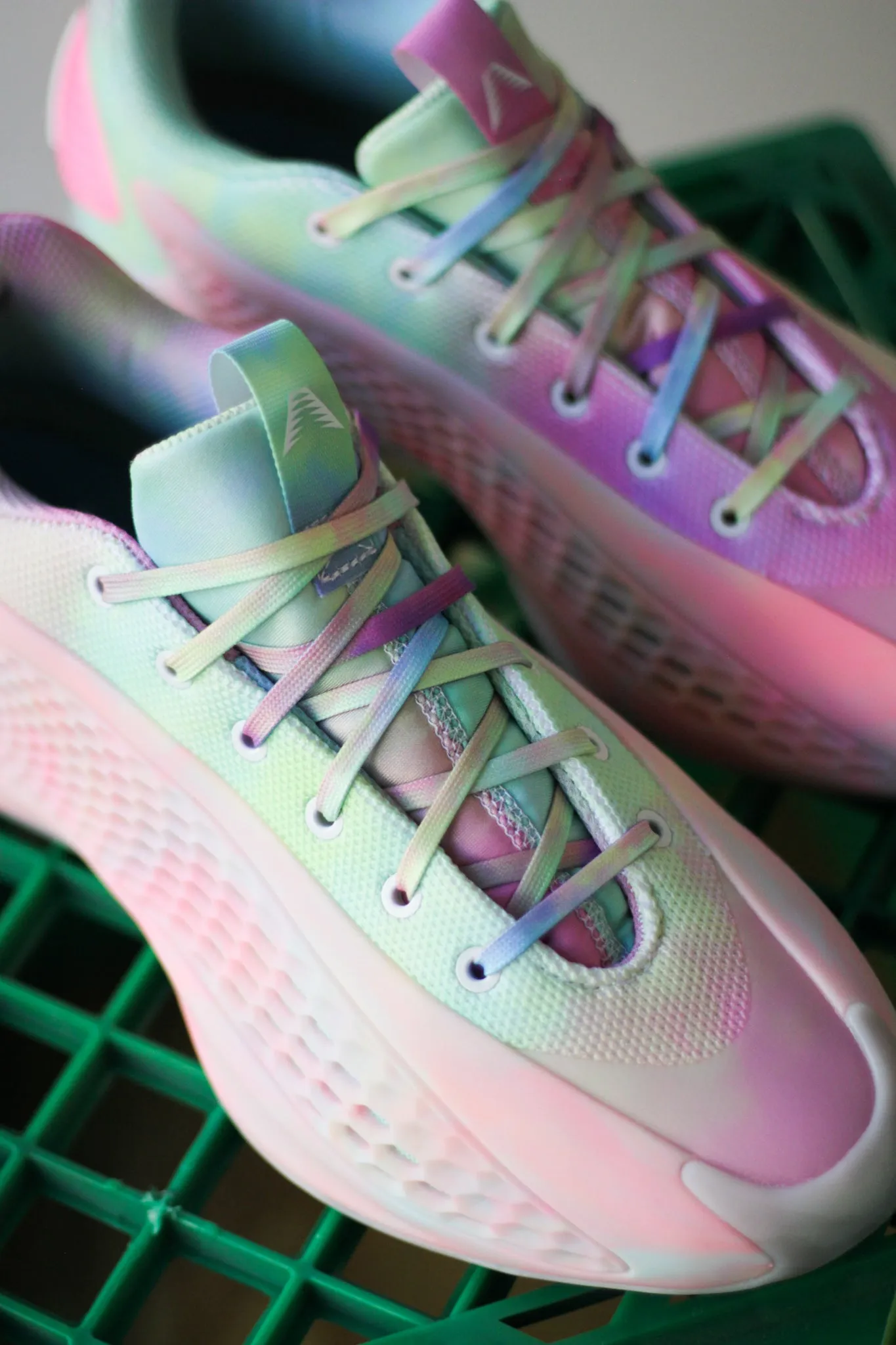 ADIDAS AE 1 LOW "CLOUD WHITE/ARCTIC ORANGE/BLISS PINK" perforated Casual