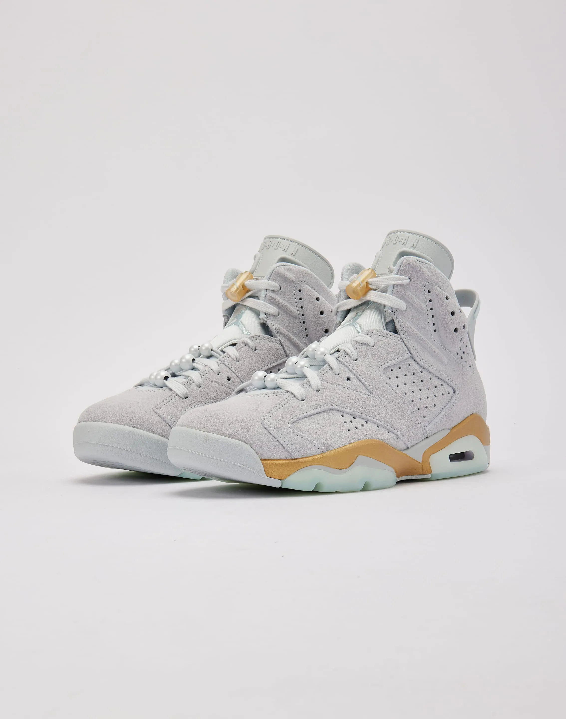 Jordan Air Jordan 6 Retro 'Pearl' Silver Shine Modern Bold
