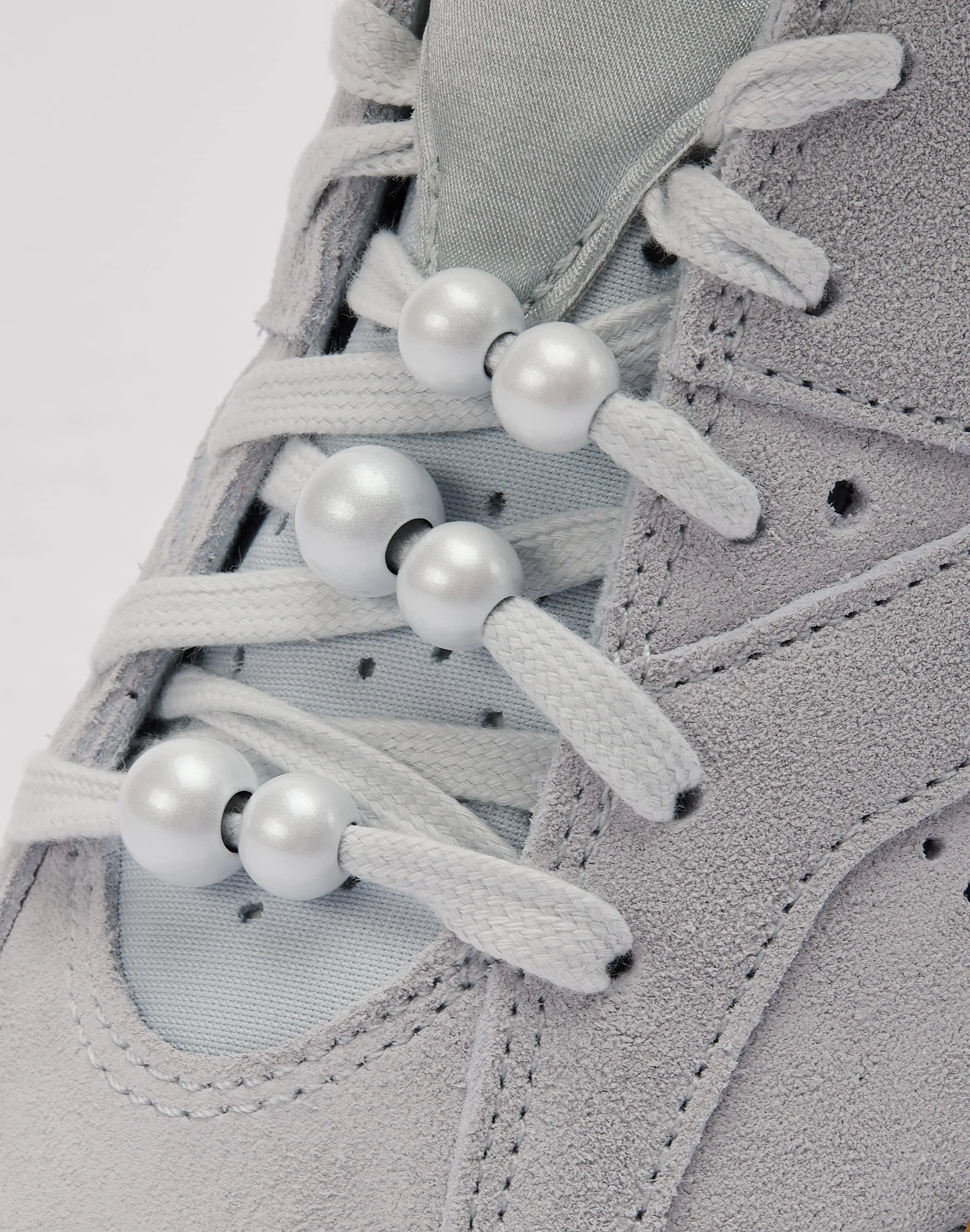 Jordan Air Jordan 6 Retro 'Pearl' Early Jog Wind Safe