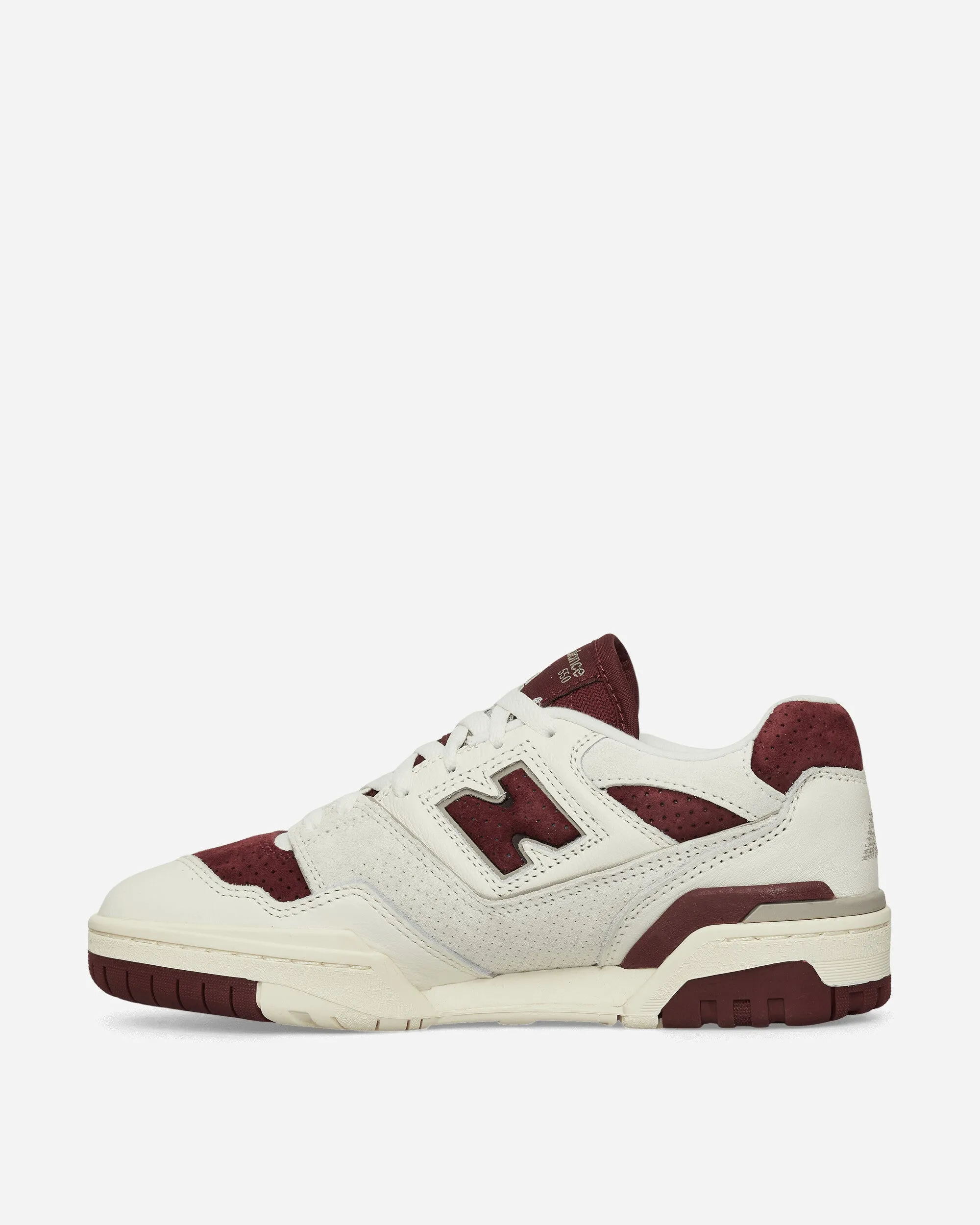 550 Sneakers Sea Salt / Classic Crimson Calm Tone New In