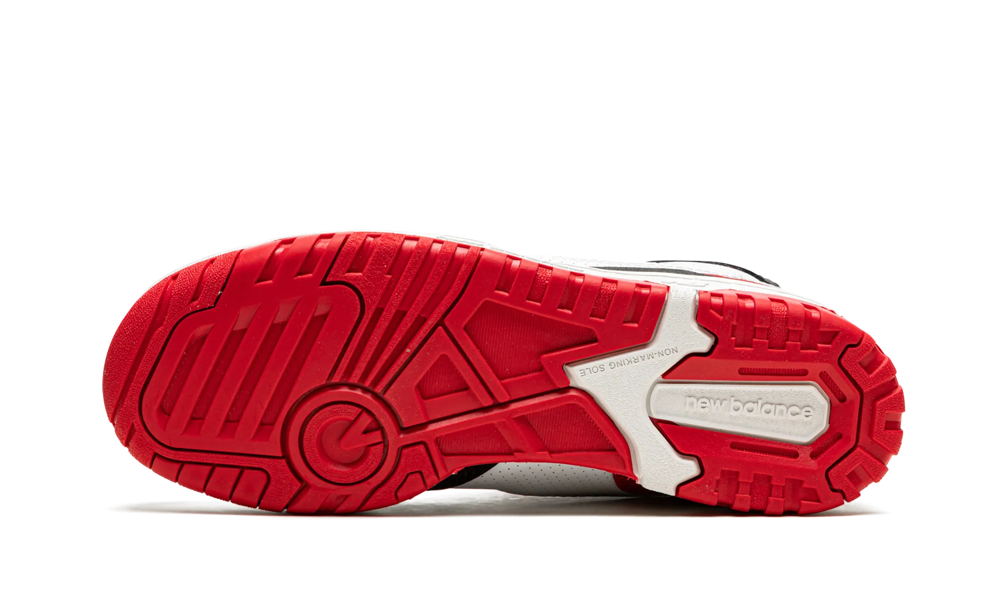 550 "White / Red / Black" Relax Step