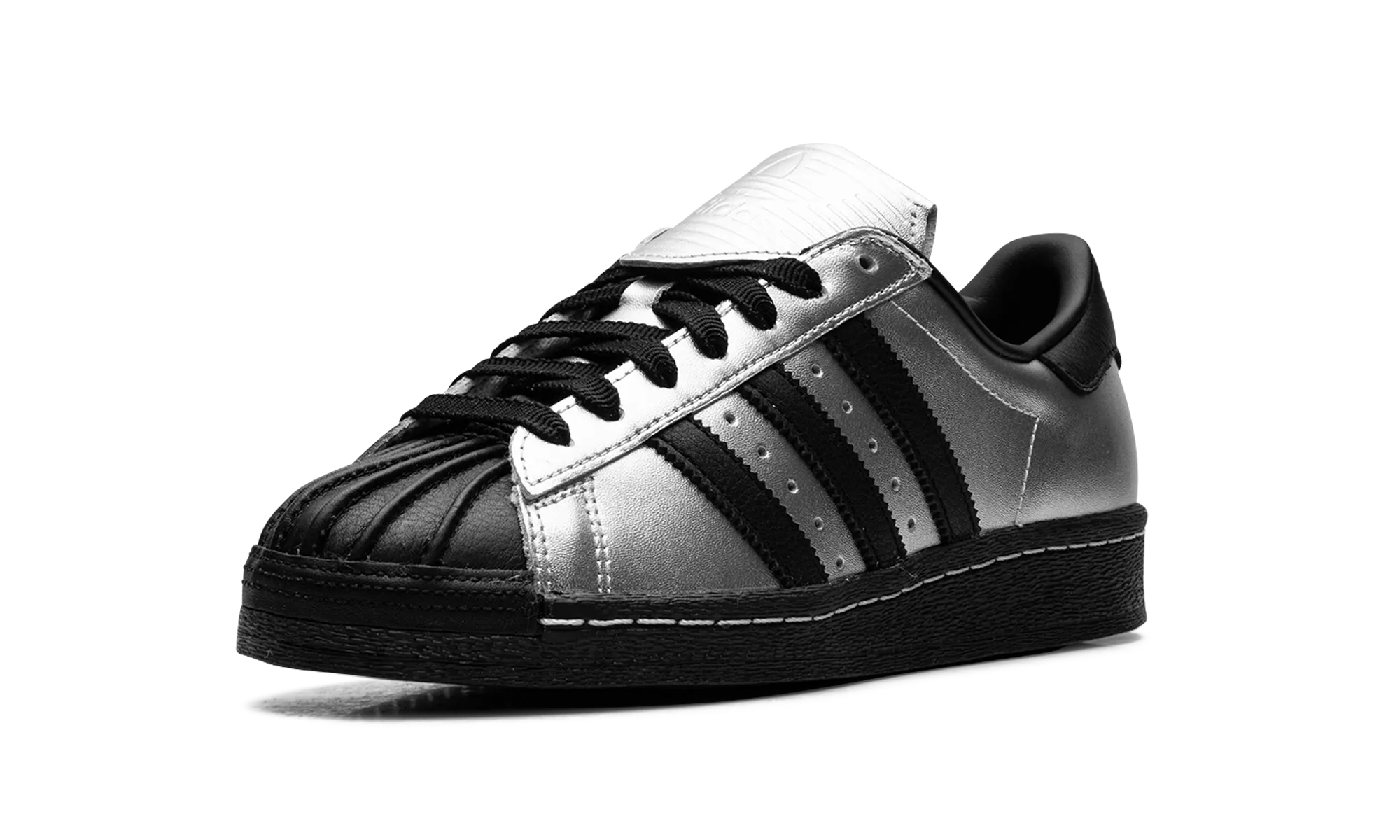 Superstar 82 WMNS "Metallic Silver Black" Arch Care