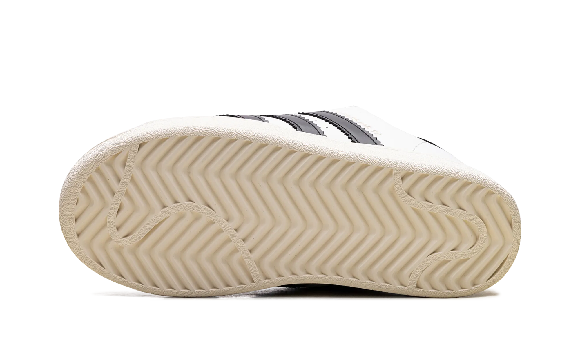 Superstar 92 "Pharrell - Virginia White" Move Smart Marathon Walk