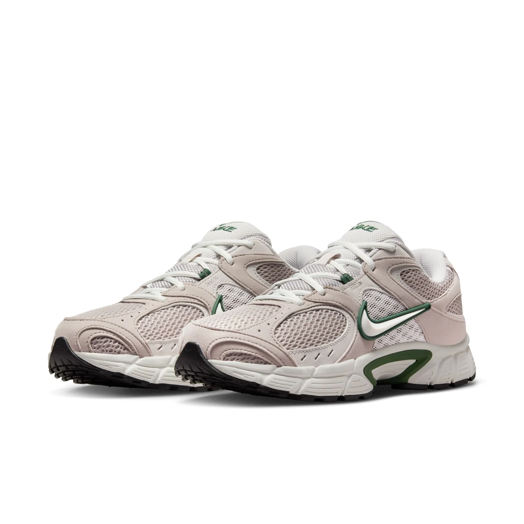 M Nike V5 RNR II6292-001 Foam-Guard Ventilation holes Linen Air