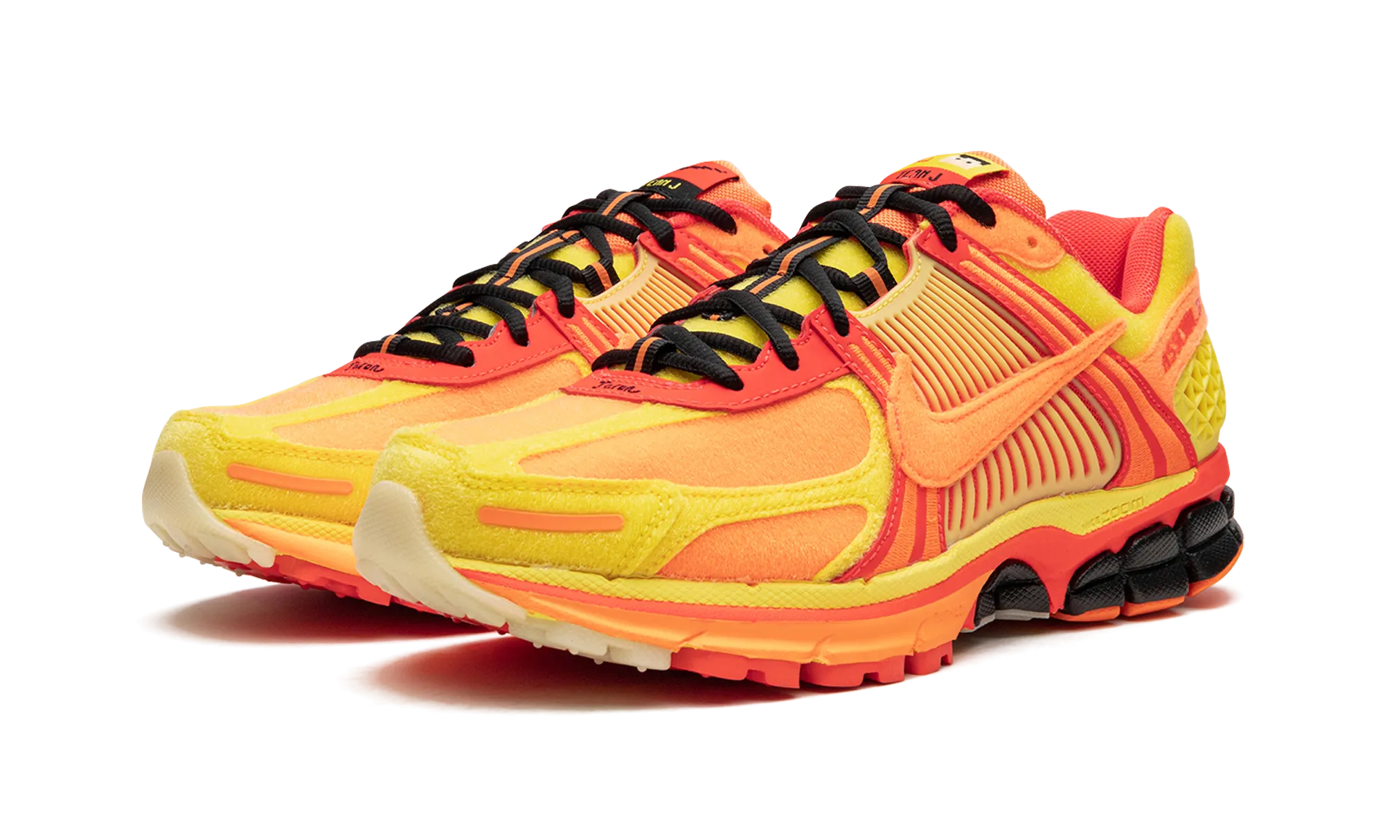 Zoom Vomero 5 "Doernbecher 2023" encourage activity