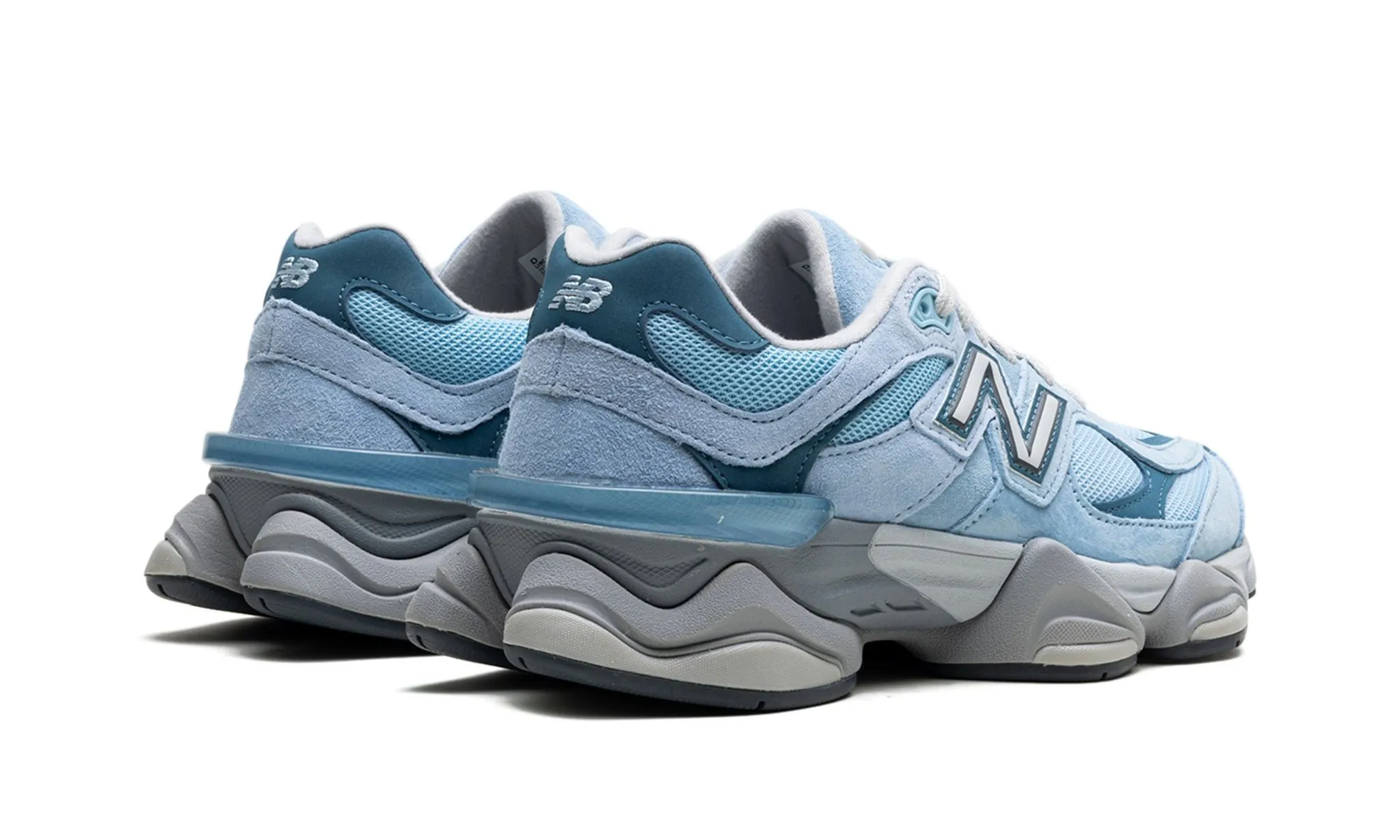 Queen Fit New Balance 9060 "Chrome Blue"