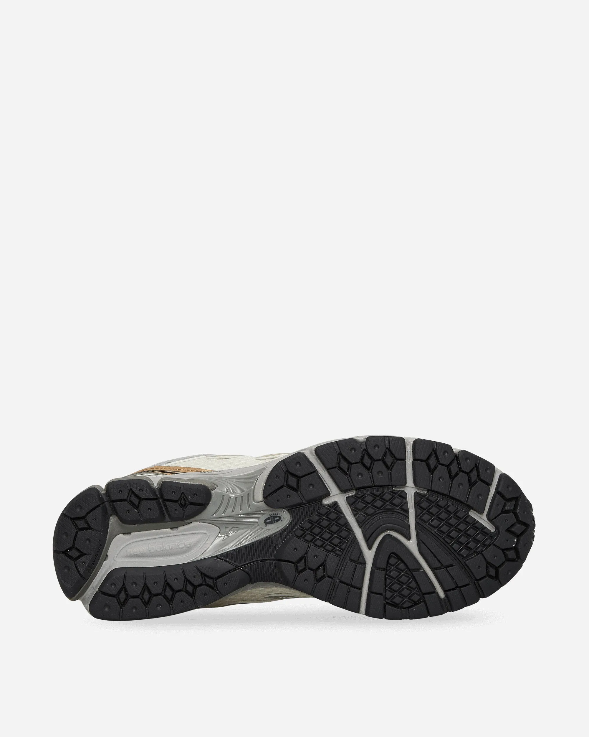 860v2 Sneakers Sea Salt / Gold Metallic water proof