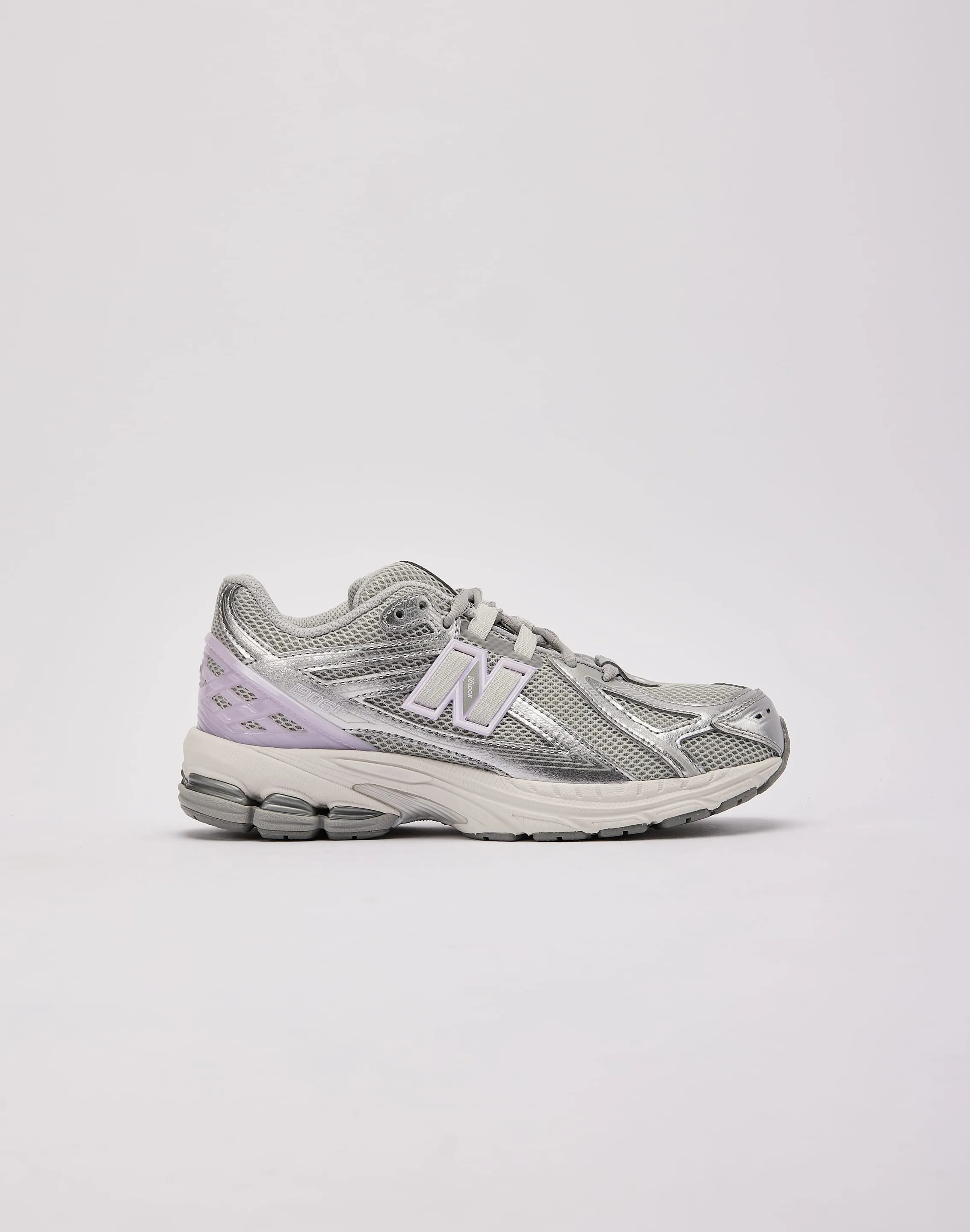 New Balance 1906R Grade-School Smooth Motion clean look