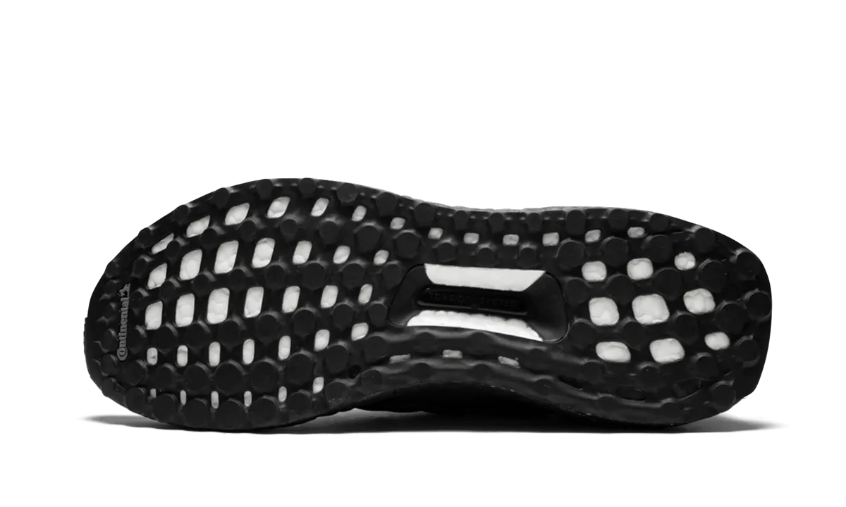 UltraBoost LTD Streetwear Look Snug Lining