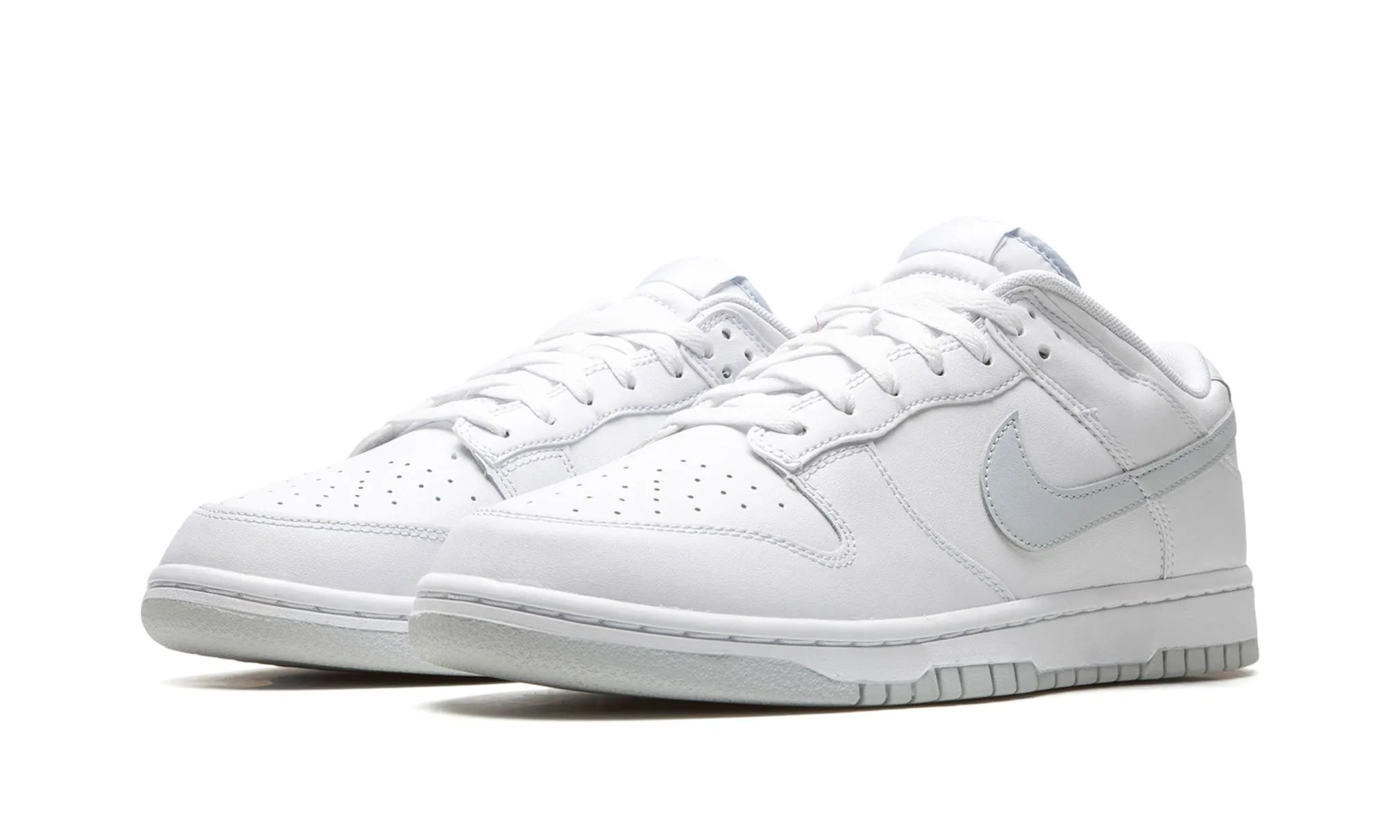 Mild Support Stripe Mood Nike Dunk Low Retro "White Pure Platinum"