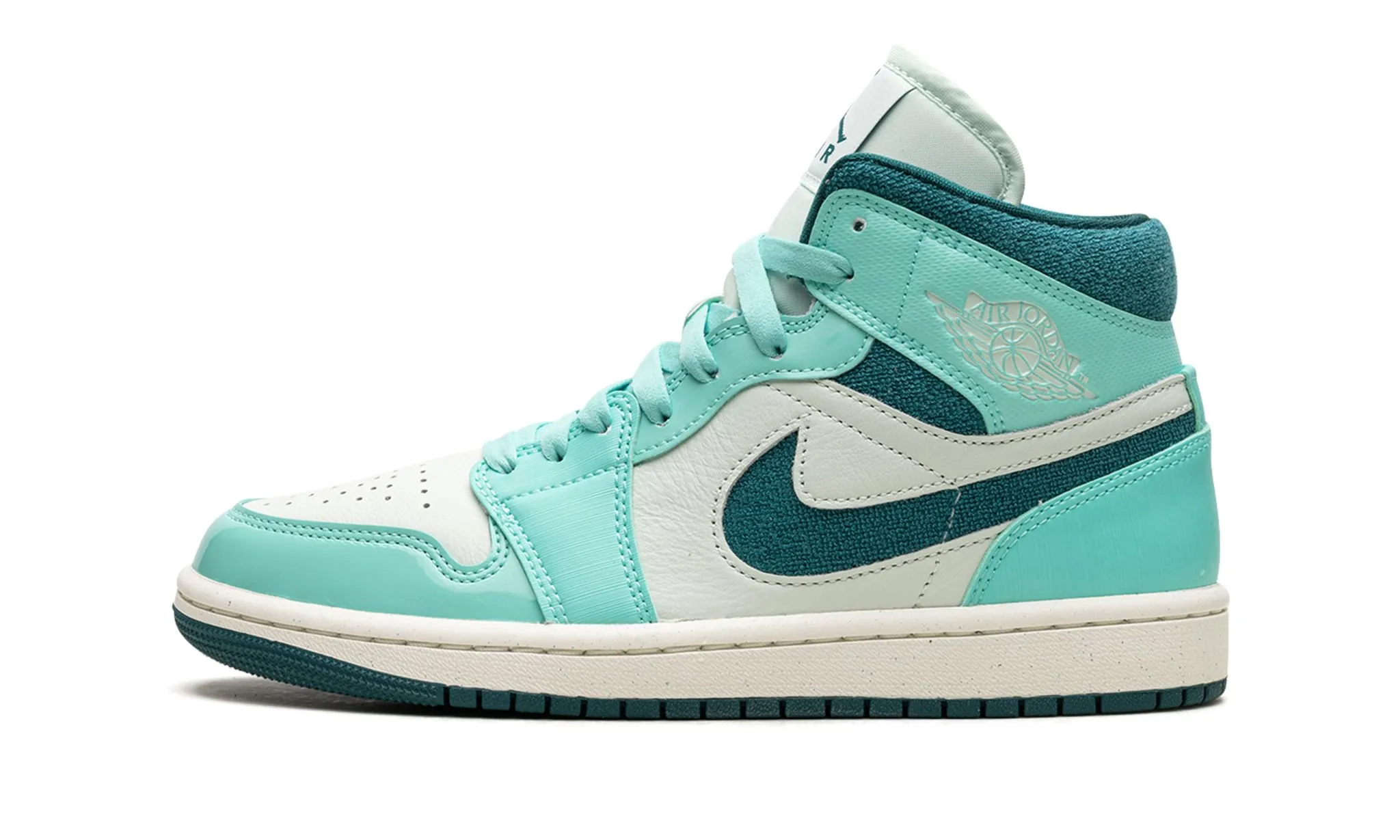 Chic Mood Wmns Air Jordan 1 Mid SE 'Bleached Turquoise / Sky J Teal'