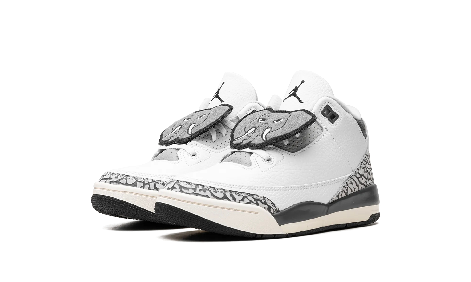 Air Jordan 3 PS "Hide & Sneak" Any Season Urban Goer