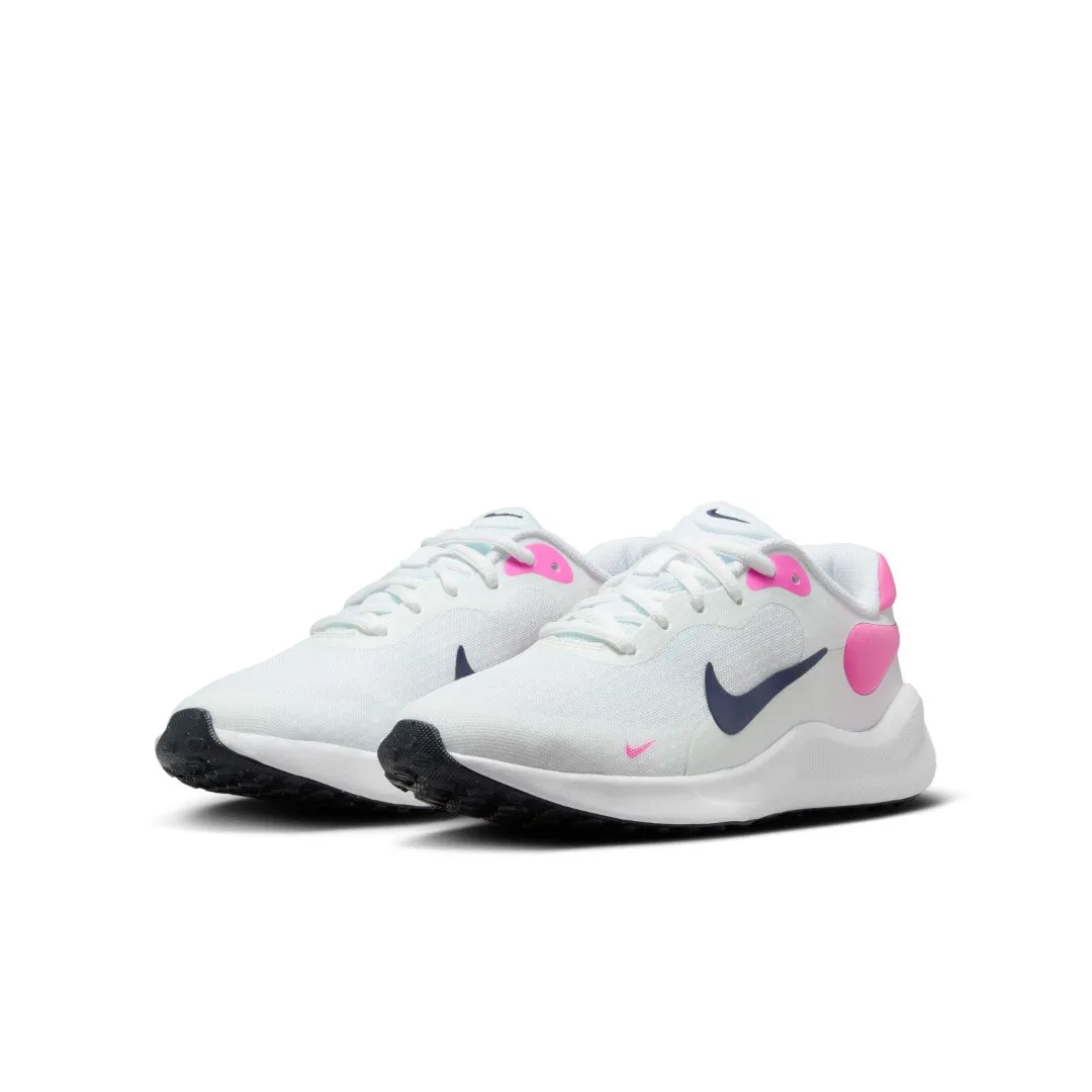 Revolution 7 Gs Running Shoes athlete in training encourage activity