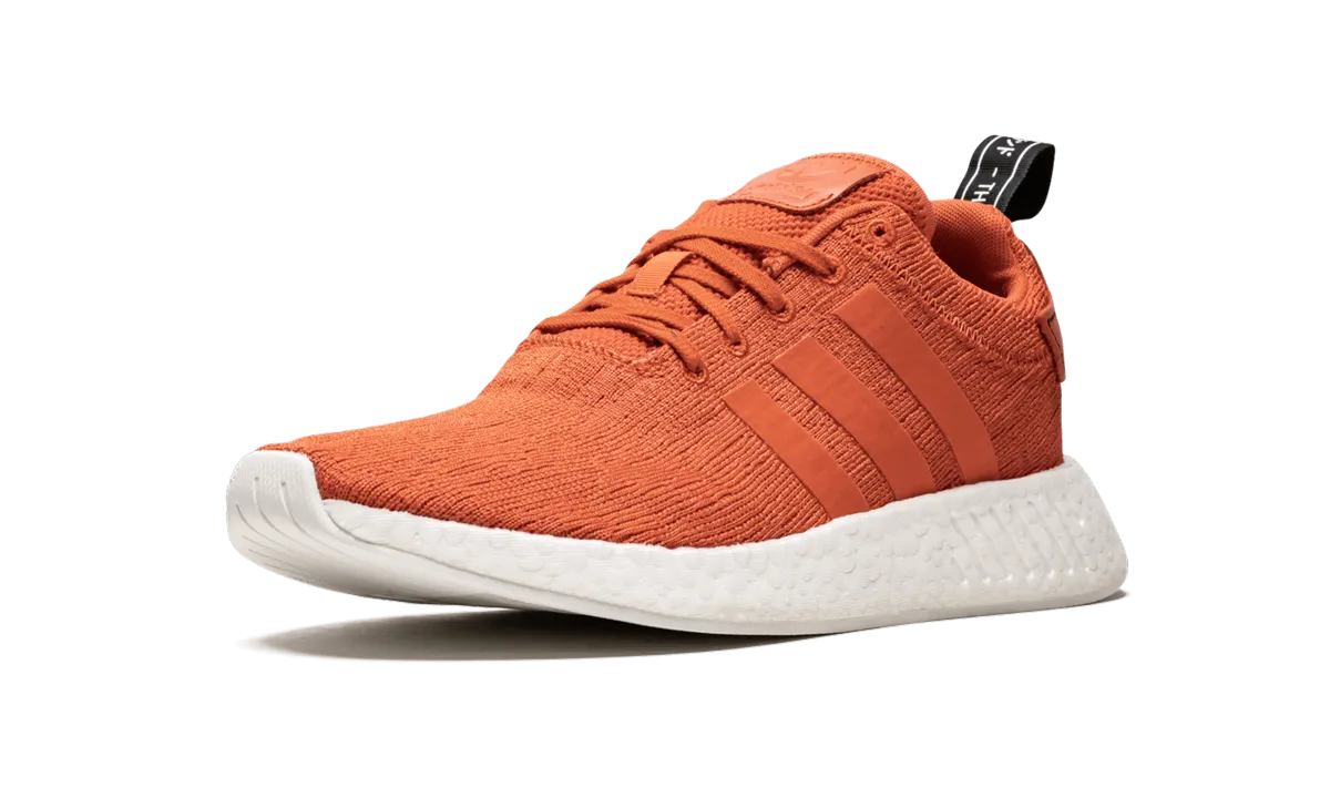 Stable base Easy Flow NMD_R2