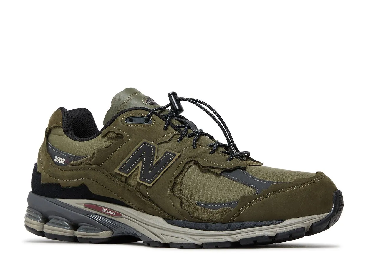 Simple Look Star Step New Balance 2002R Protection Pack Dark Moss