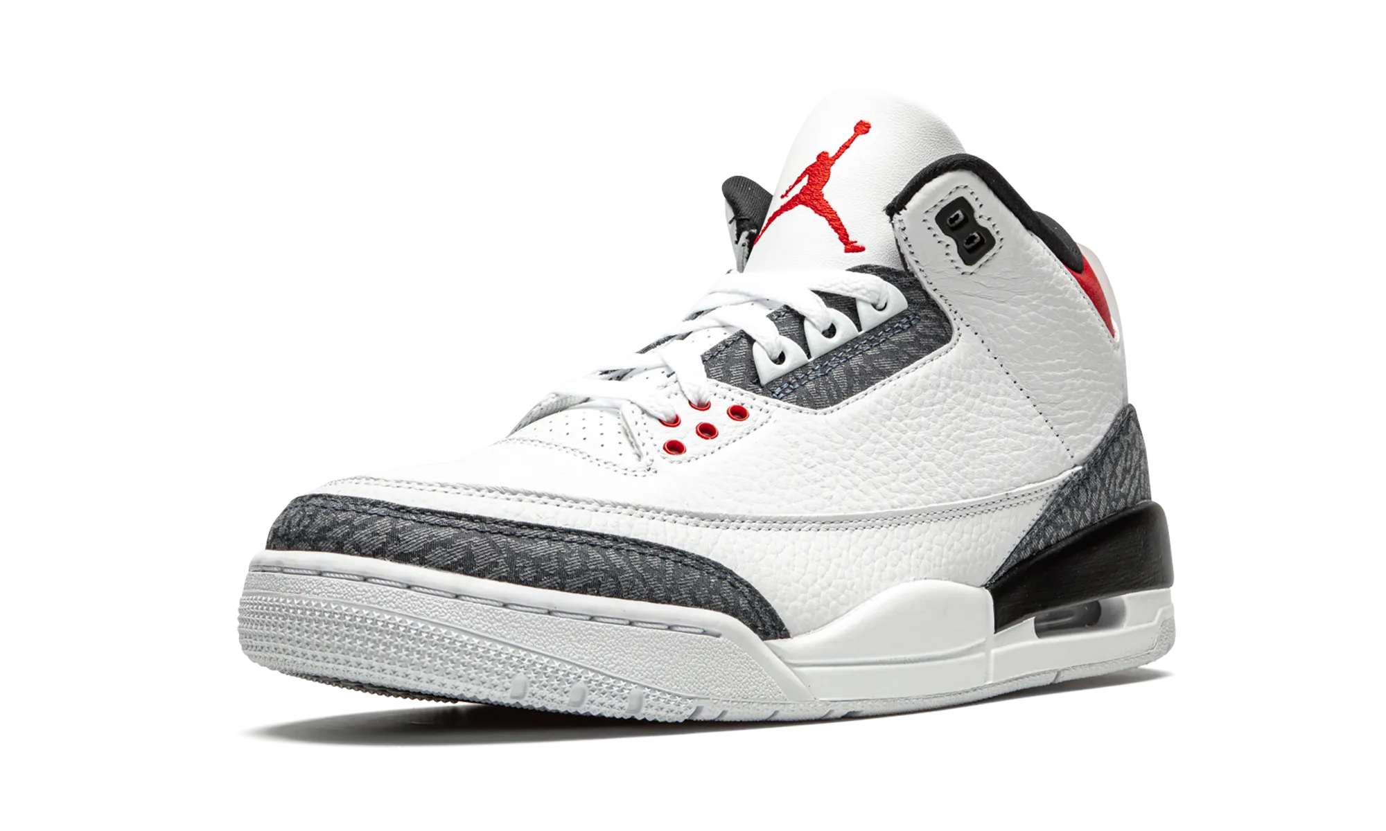 Air Jordan 3 Retro SE DNM "Fire Red Denim" Urban Fashion Calm Jog