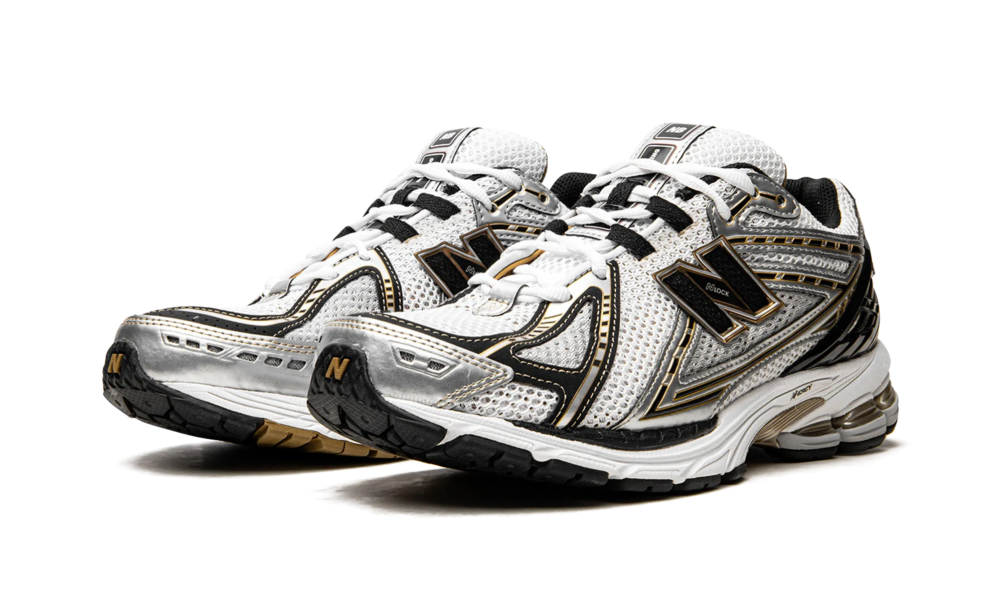 1906R "White / Gold" River Hike