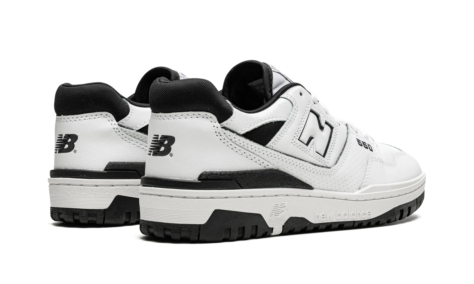 Refined Mood 550 "White / Black"