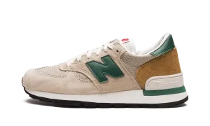990 "Teddy Santis - Tan Green" Outdoor Walk Sleek Form