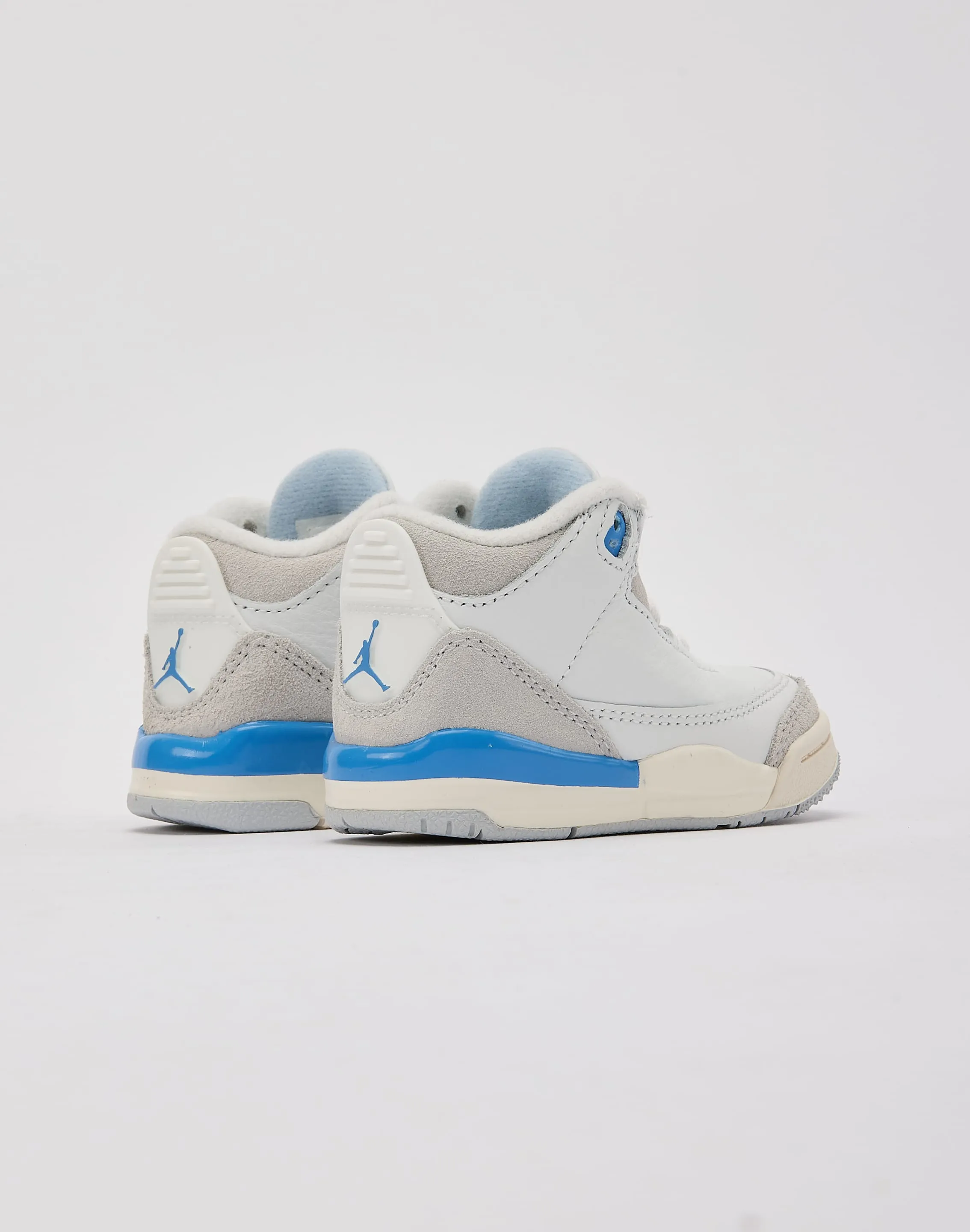 Star Mood Foot Glow Jordan Air Jordan 3 Retro 'Lucky Shorts' Toddler