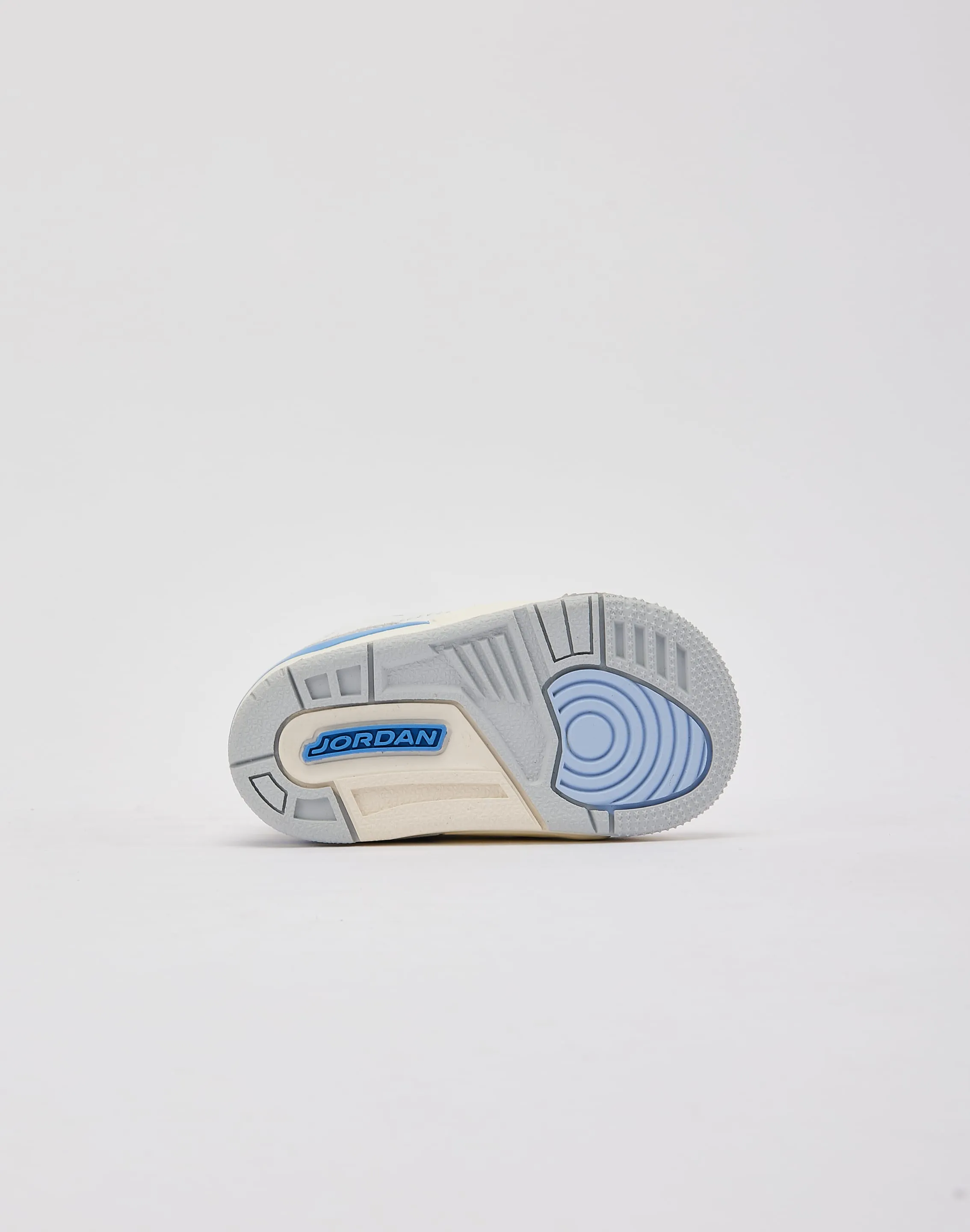 Pair Quick Jordan Air Jordan 3 Retro 'Lucky Shorts' Toddler