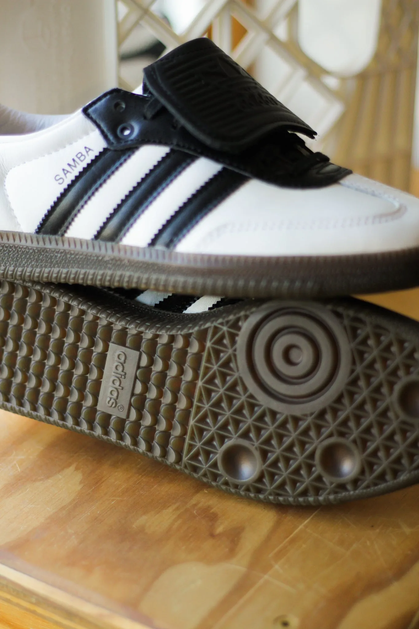 Satin Glow Durable outsole Dune-Ready SAMBA LT "CLOUD WHITE"