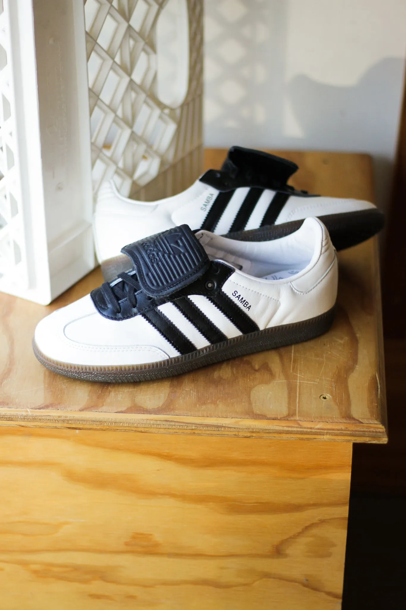 Street Cool Daily Walk Dune-Ready SAMBA LT "CLOUD WHITE"
